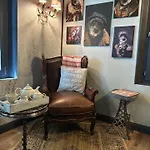 Industriel Chic 아파트